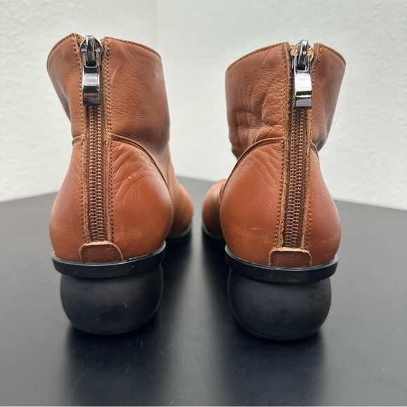 Rare HUMAND Ankle Boot Back Zip Rounded Block Heel Tan Brown Leather Woman 7.5 - Picture 6 of 11